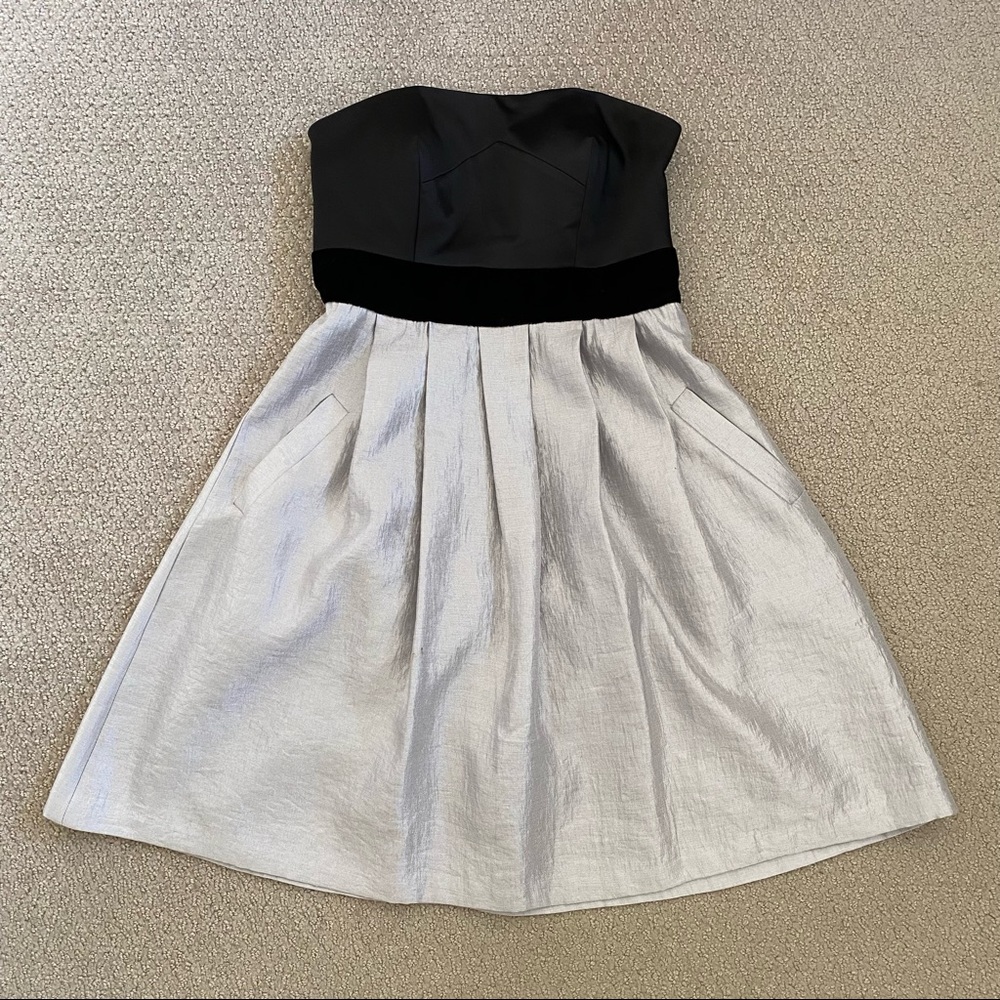 Max and Cleo strapless cocktail dress, black and silver, size 4